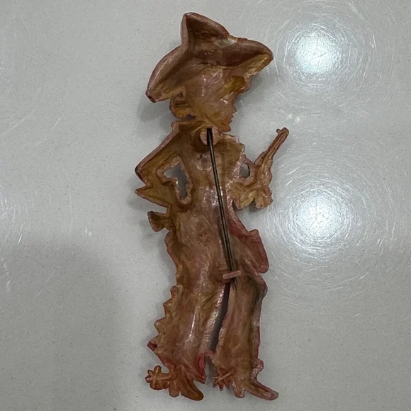 Vintage Cowgirl Plastic Celluloid Brooch Pin - Picture 2 of 5
